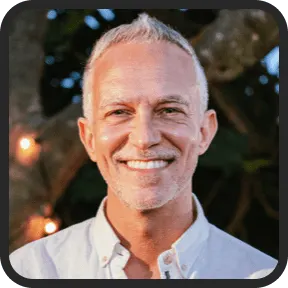 Sarah L from Los Angeles Review